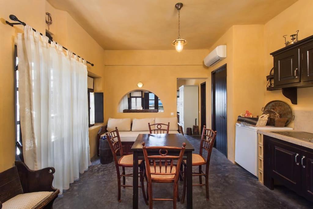 Ramni House: Private Villa With Pool By The Sea أويا المظهر الخارجي الصورة